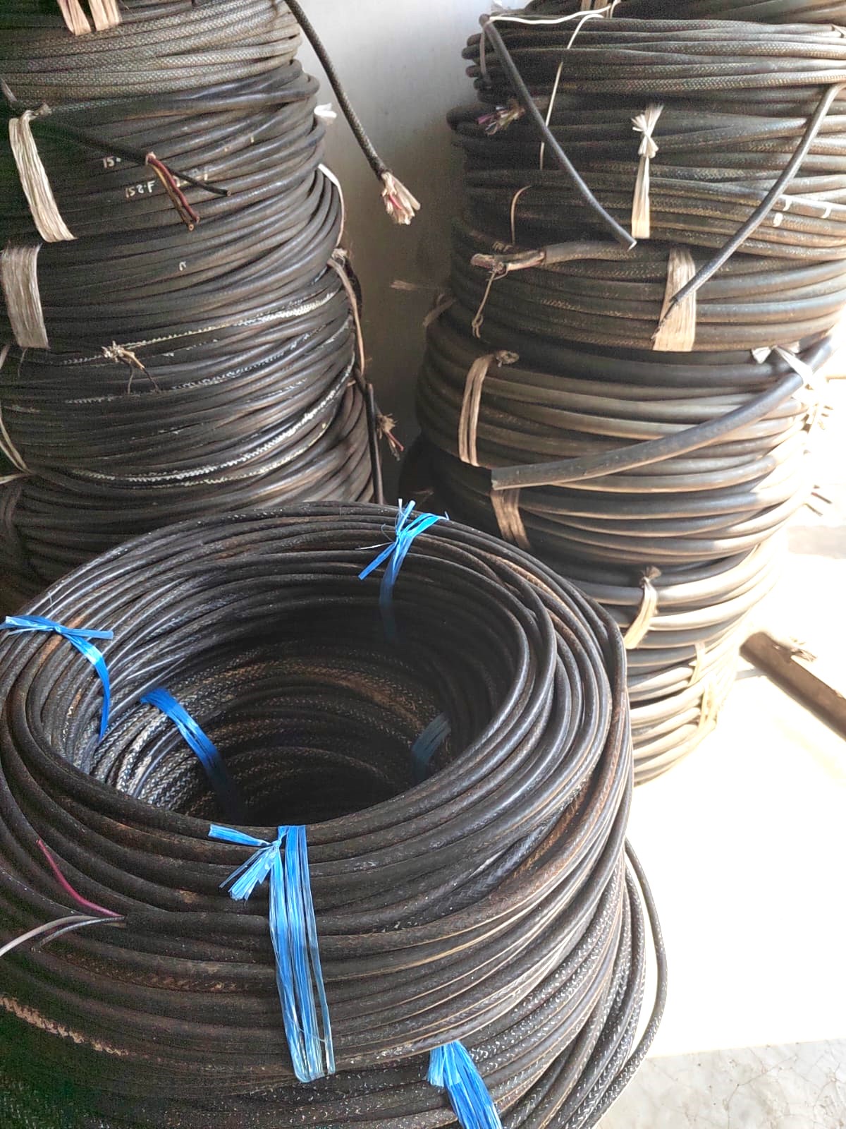 Ship Cables-001